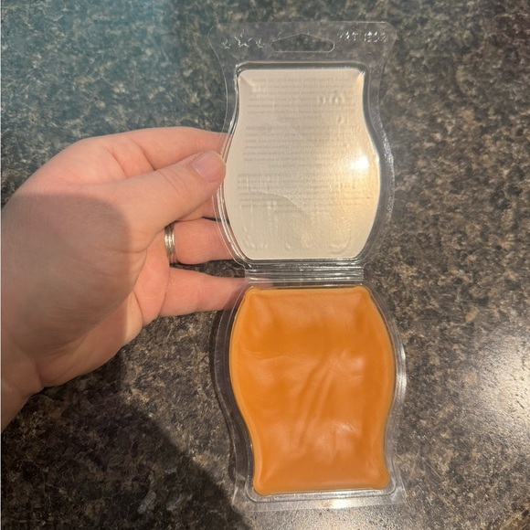 Scentsy Southern Sweet Tea Wax Bar - Picture 3 of 3